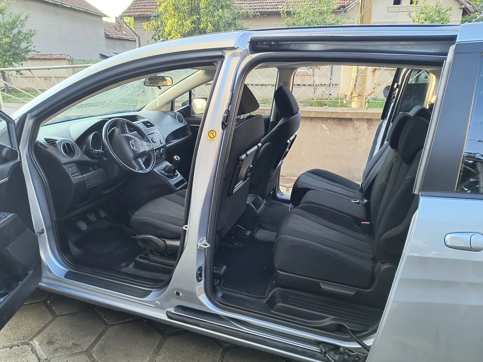 Mazda 5, снимка 9 - Автомобили и джипове - 55089967