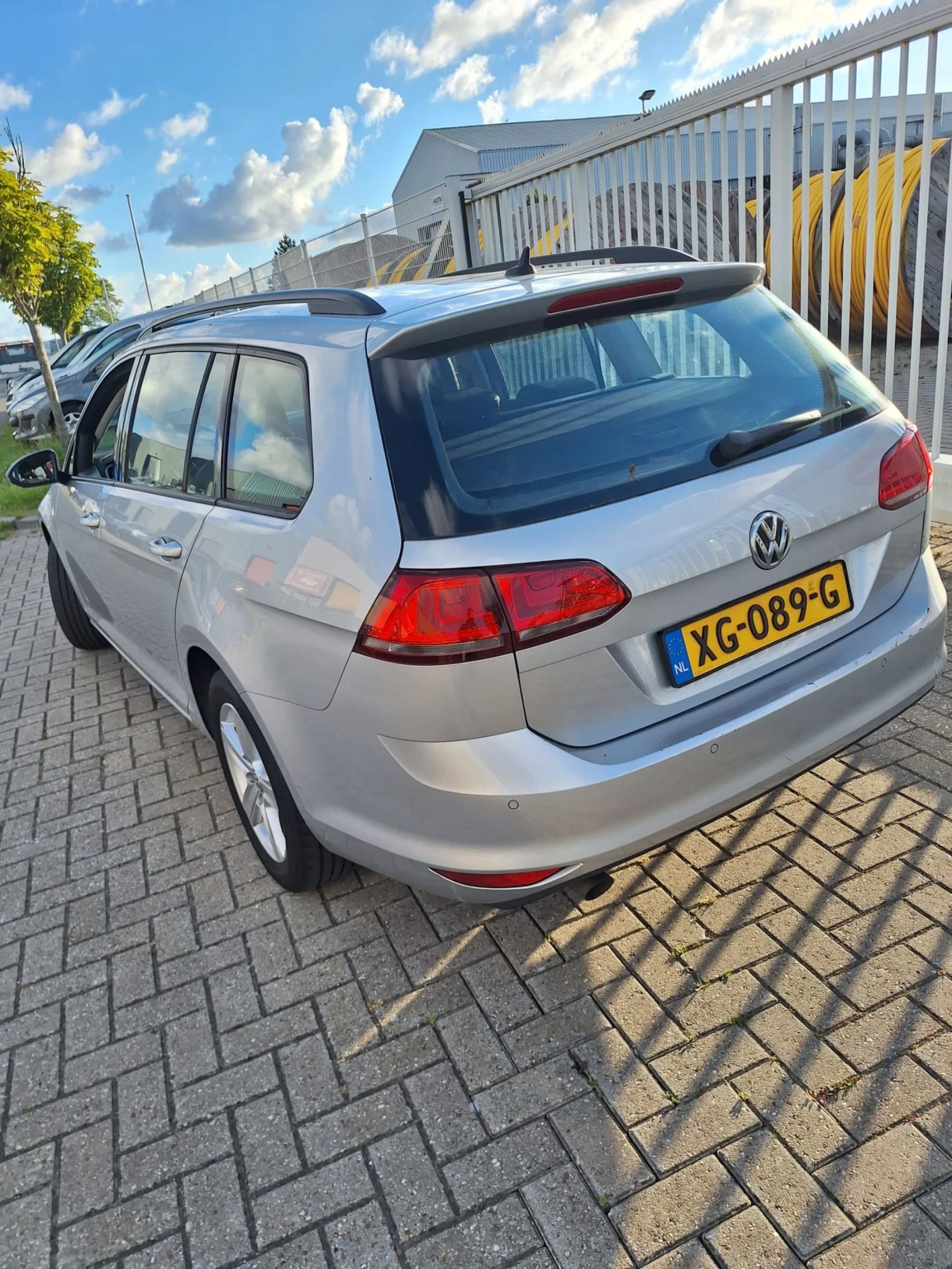 VW Golf 1.6 TDI EURO 6 , снимка 3 - Автомобили и джипове - 55319624