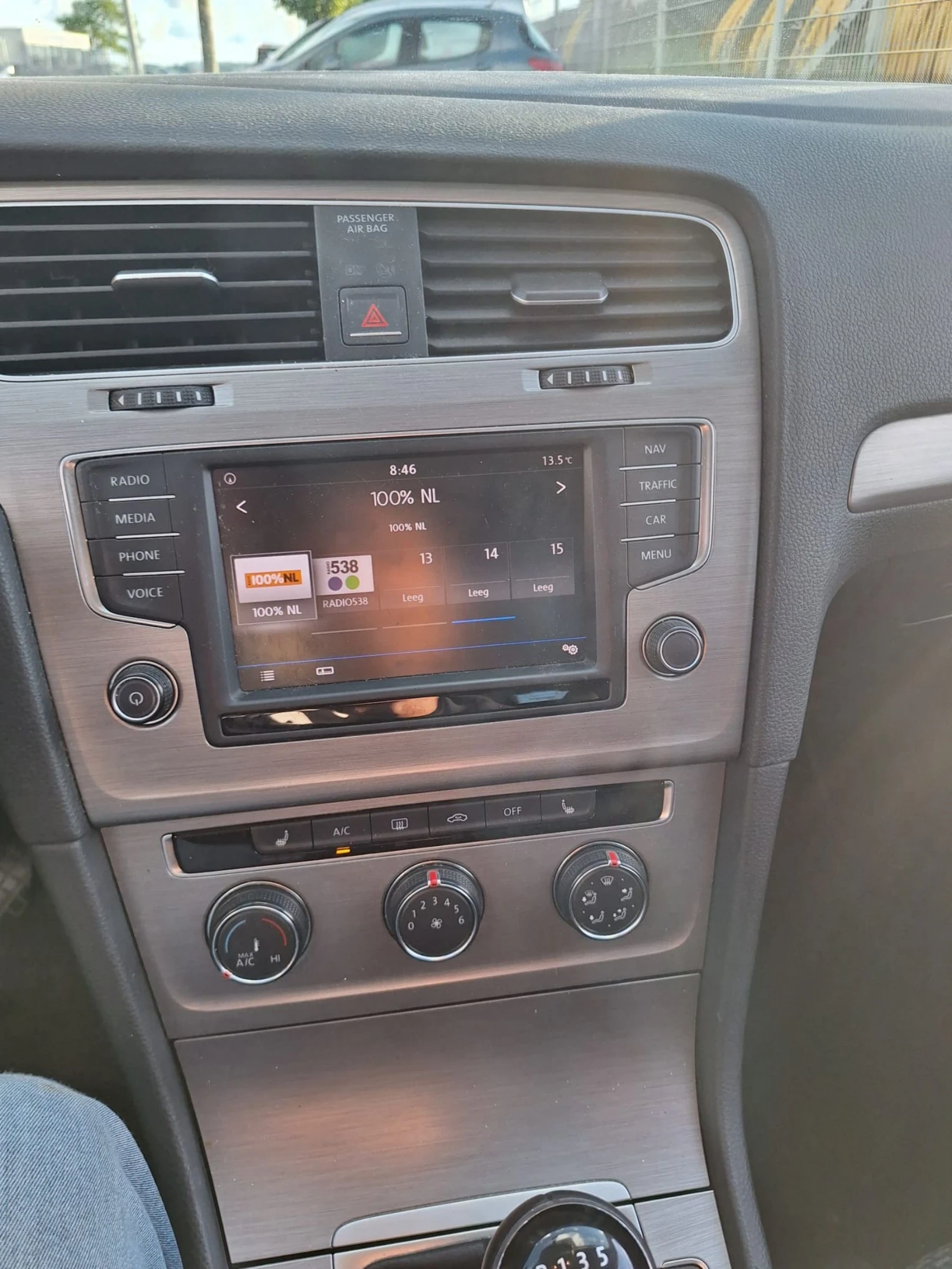 VW Golf 1.6 TDI EURO 6 , снимка 5 - Автомобили и джипове - 55319624