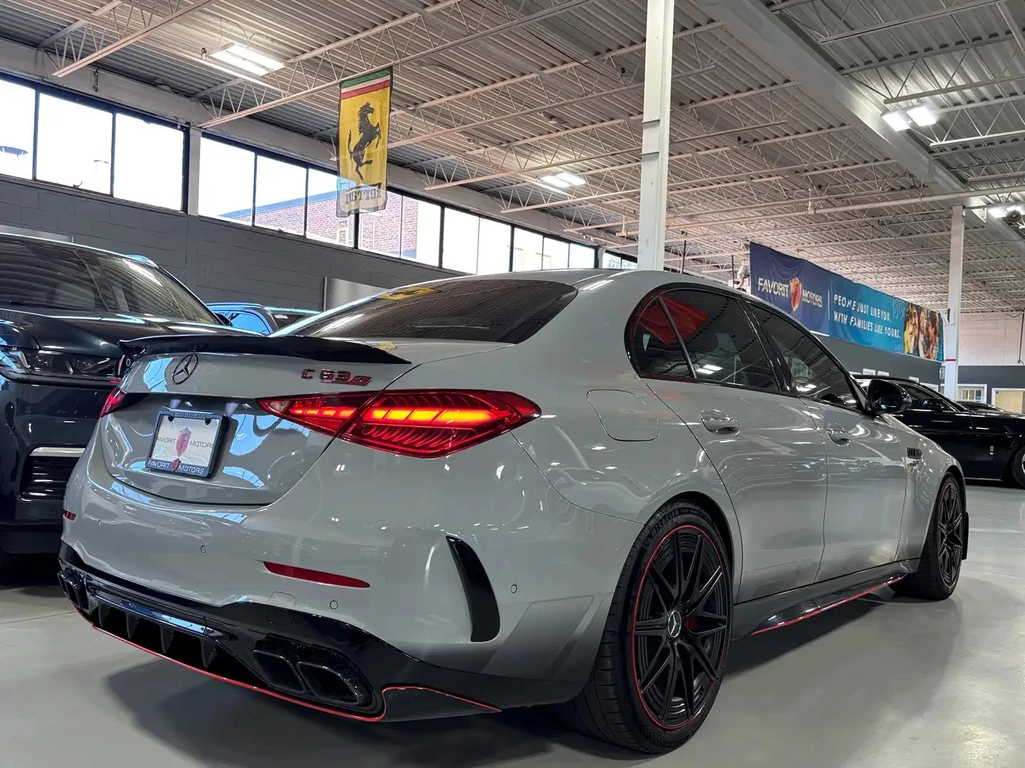 Mercedes-Benz C 63 AMG S E PERFORMANCE F1 1/36 ЦЕНА ДО БГ АВТОКРЕДИТ, снимка 4 - Автомобили и джипове - 55417843