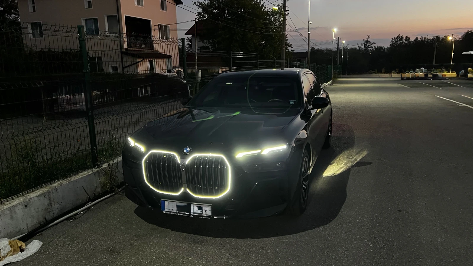 BMW 740 дизел милд хибрид, снимка 2 - Автомобили и джипове - 55425519