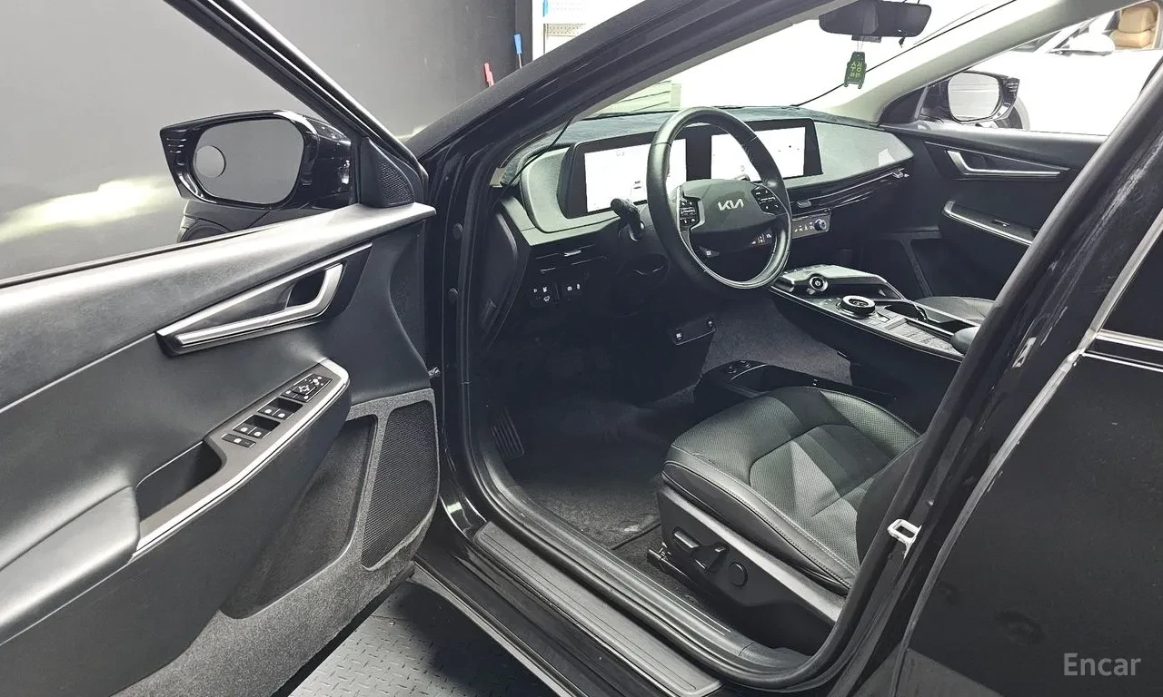 Hyundai Ioniq 6 LONG RANGE / 77, 4 KWH, снимка 9 - Автомобили и джипове - 56218179