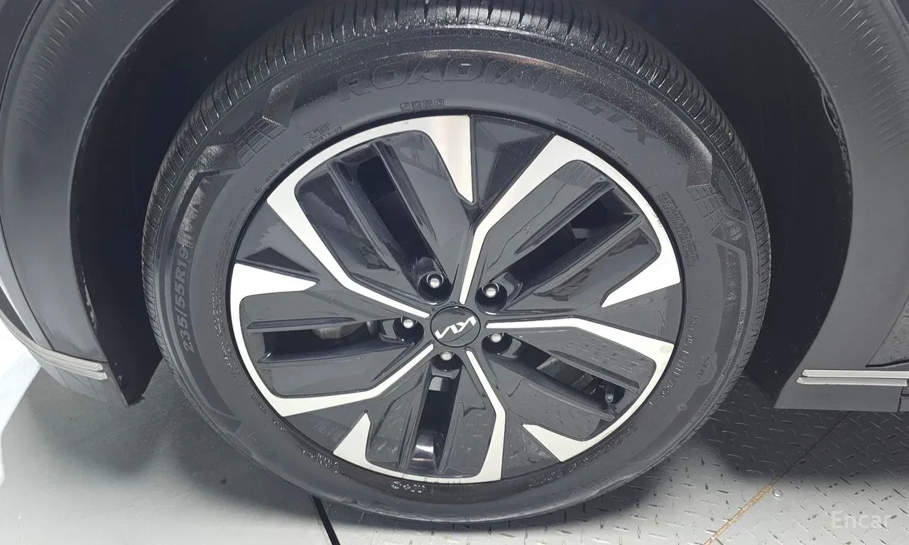 Hyundai Ioniq 6 LONG RANGE / 77, 4 KWH, снимка 5 - Автомобили и джипове - 56218179