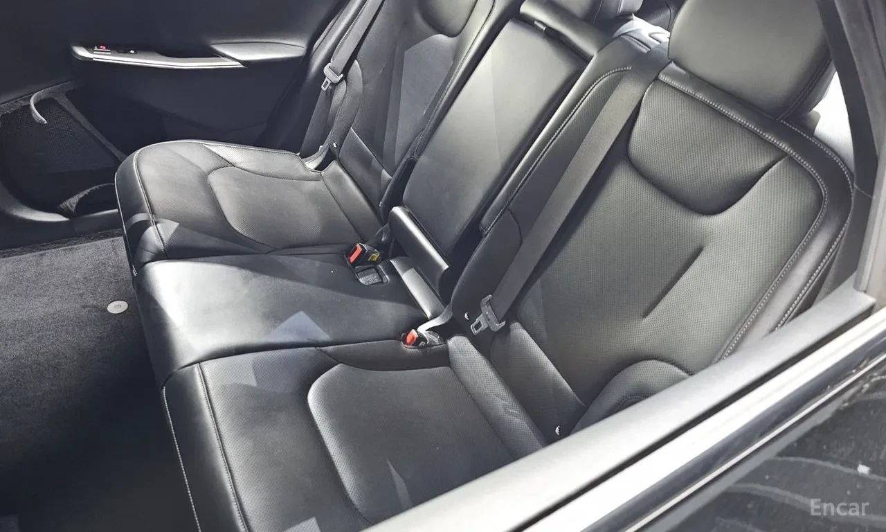 Hyundai Ioniq 6 LONG RANGE / 77, 4 KWH, снимка 17 - Автомобили и джипове - 56218179