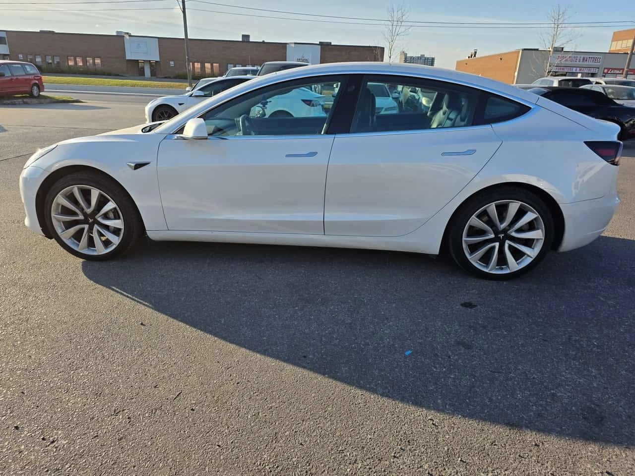 Tesla Model 3 * Standard Range Plus * CARFAX * ФИНАНСИРАНЕ * , снимка 2 - Автомобили и джипове - 56357663