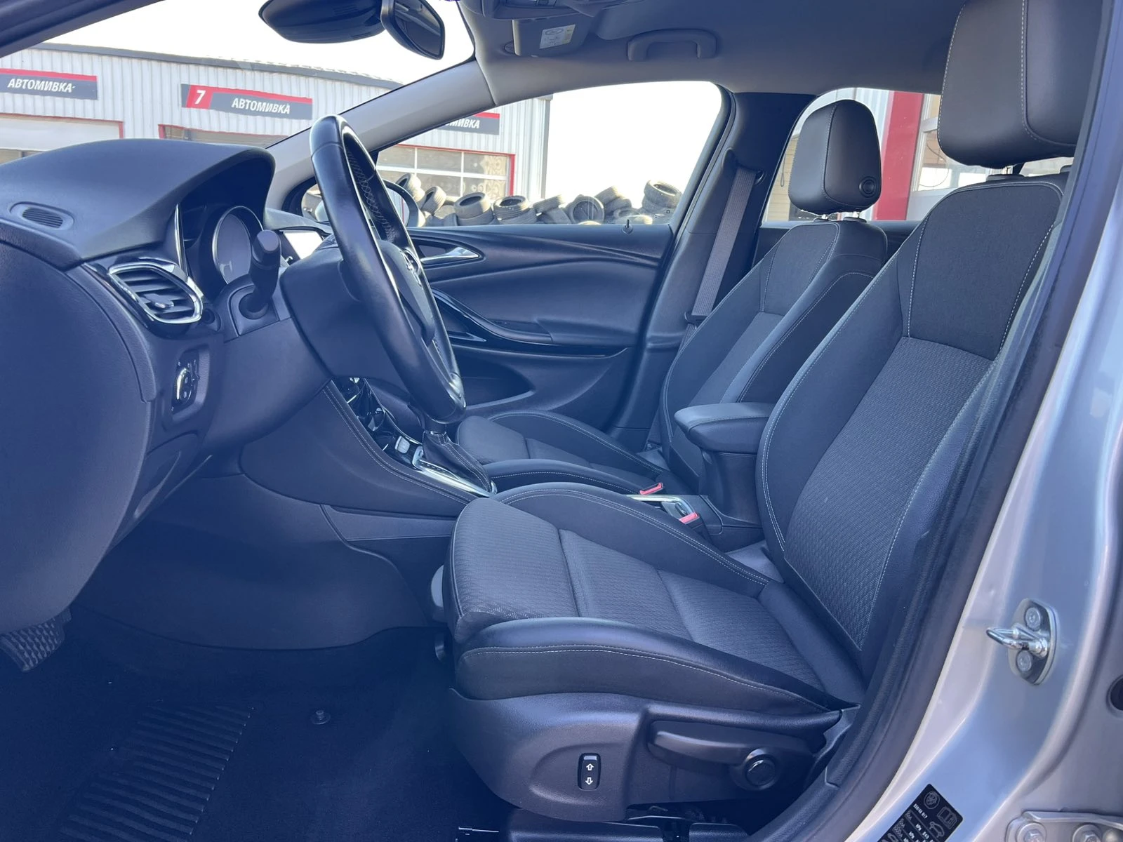 Opel Astra 1.6D-AUTOMATIC-INNOVATION-2018г, снимка 8 - Автомобили и джипове - 56365976