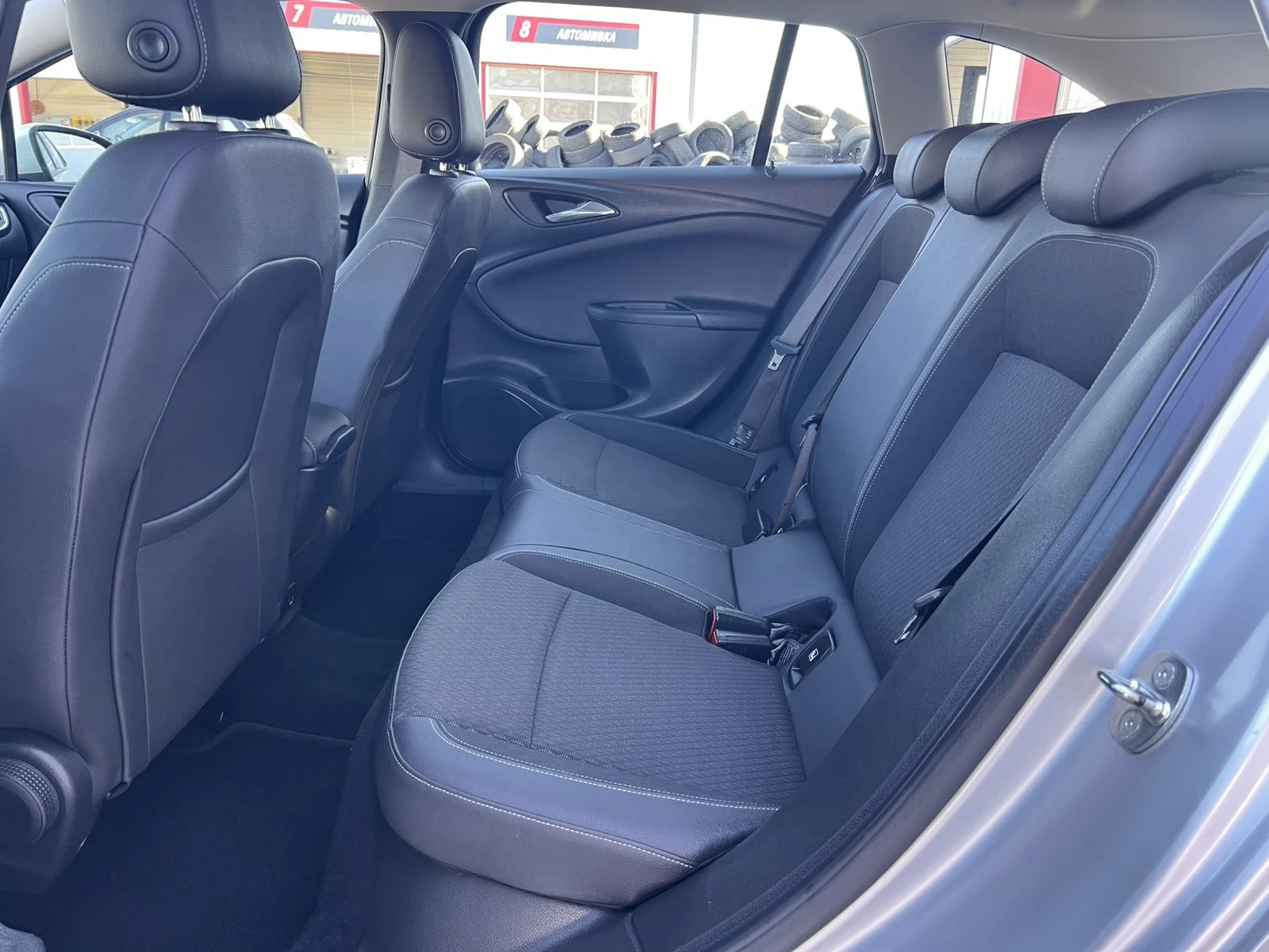 Opel Astra 1.6D-AUTOMATIC-INNOVATION-2018г, снимка 14 - Автомобили и джипове - 56365976