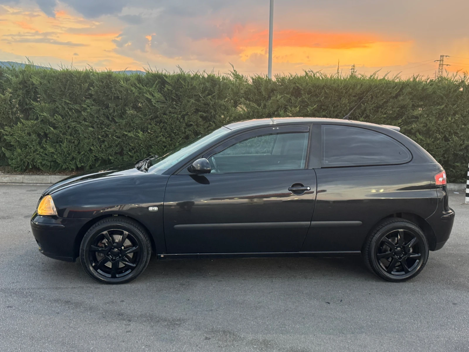 Seat Ibiza 1.9 131 ASZ, снимка 4 - Автомобили и джипове - 56371402