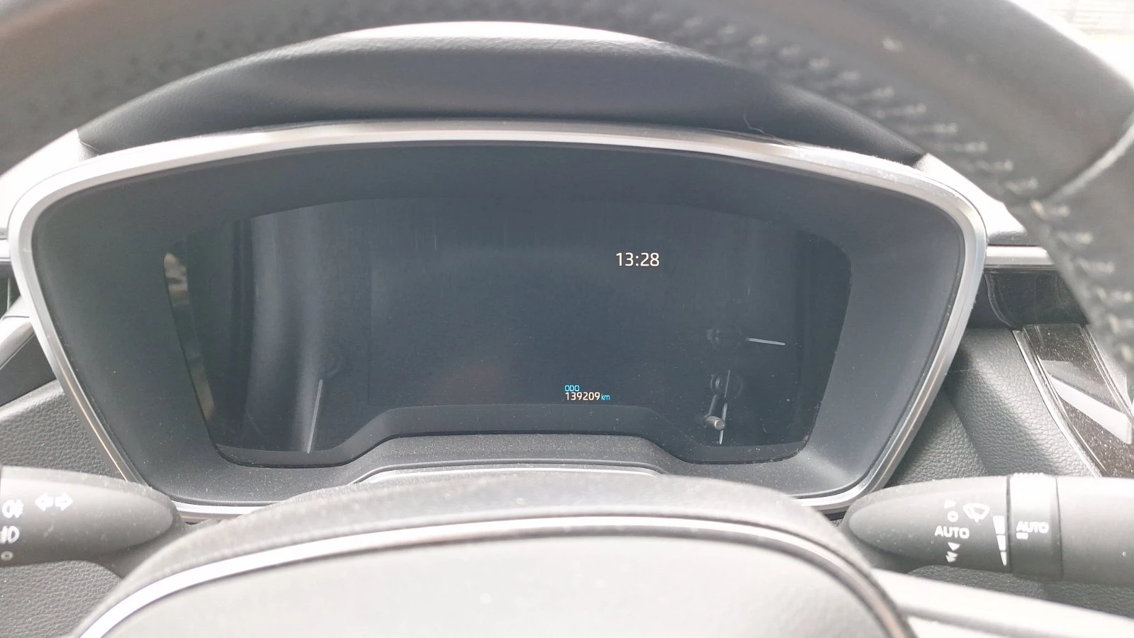 Toyota Corolla, снимка 7 - Автомобили и джипове - 56479015