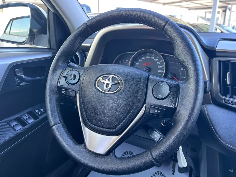 Toyota Rav4 Automat / 4WD, снимка 9 - Автомобили и джипове - 48979241