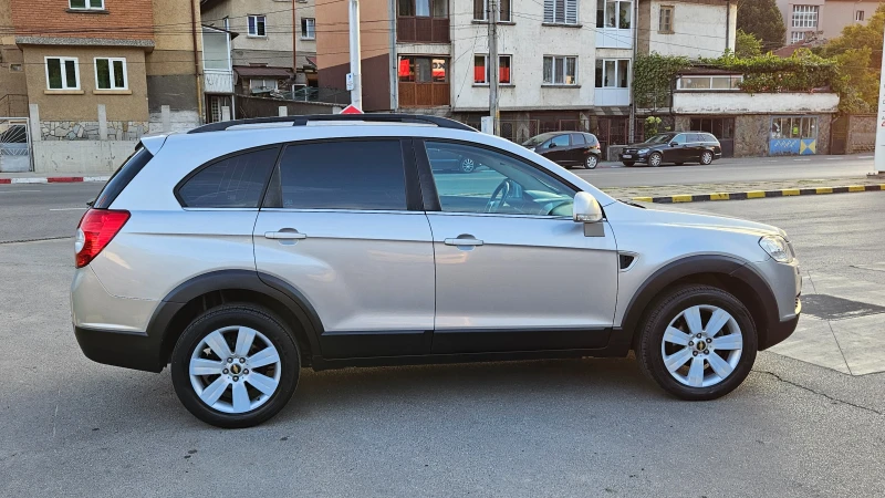 Chevrolet Captiva 2.0D AVTOMAT/KOJA/7mesta, снимка 6 - Автомобили и джипове - 51746152