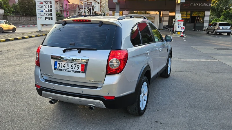 Chevrolet Captiva 2.0D AVTOMAT/KOJA/7mesta, снимка 5 - Автомобили и джипове - 51746152