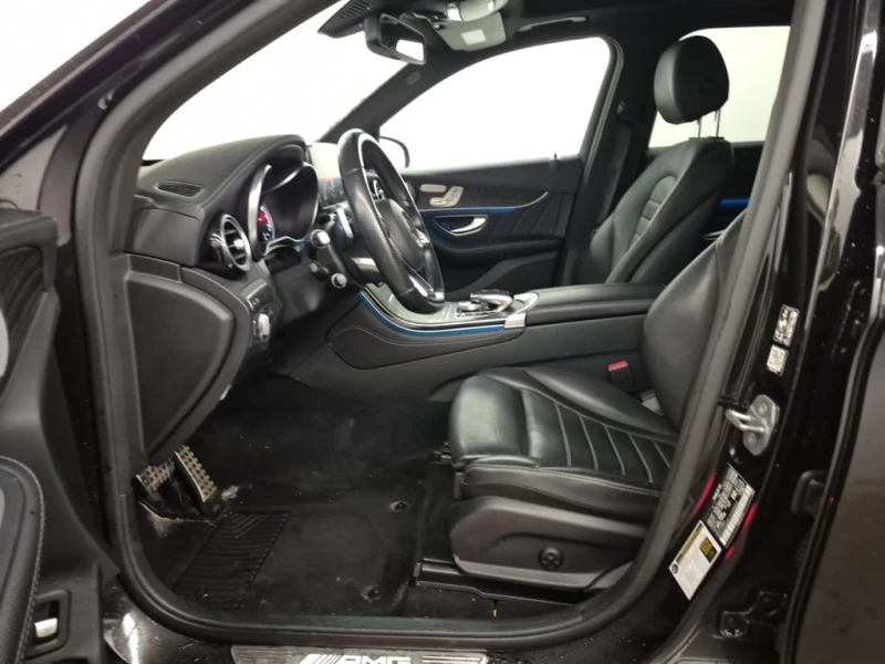 Mercedes-Benz GLC * AMG 43 * CARFAX * БЕЗ ПЪРВОНАЧАЛНА ВНОСКА, снимка 7 - Автомобили и джипове - 52694904