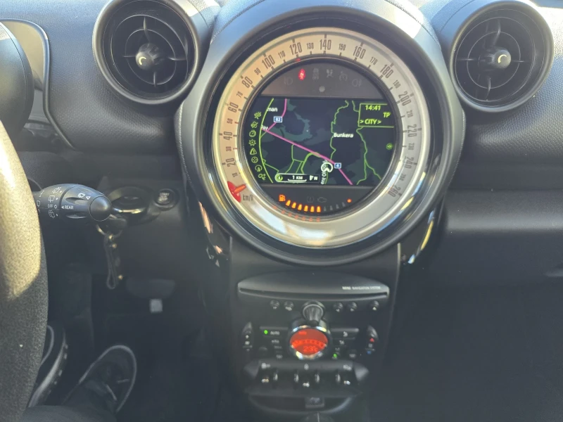 Mini Countryman 2, 0D, снимка 15 - Автомобили и джипове - 53108423