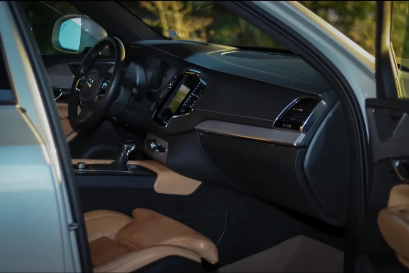 Volvo Xc90 INSCRIPTION Edition, снимка 12 - Автомобили и джипове - 53273284
