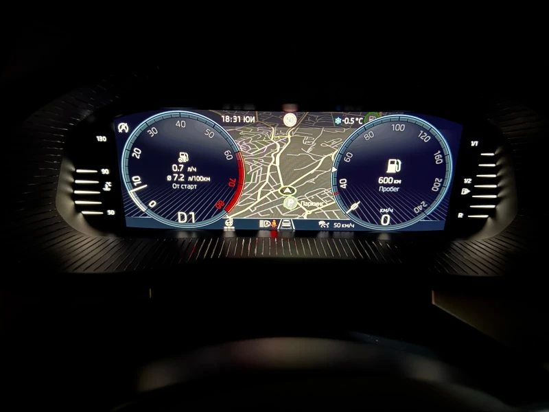 Skoda Kamiq 1.5 Tsi, снимка 7 - Автомобили и джипове - 53302514