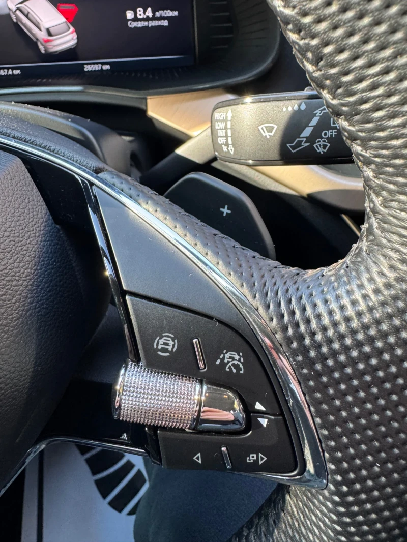 Skoda Kamiq 1.5 Tsi, снимка 8 - Автомобили и джипове - 53302514