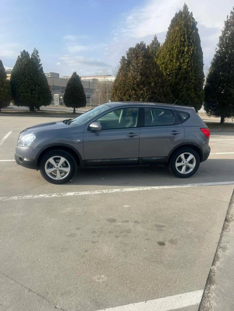 Nissan Qashqai, снимка 6 - Автомобили и джипове - 53478718