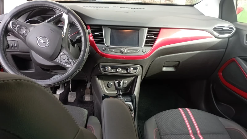 Opel Crossland X, снимка 11 - Автомобили и джипове - 53494654