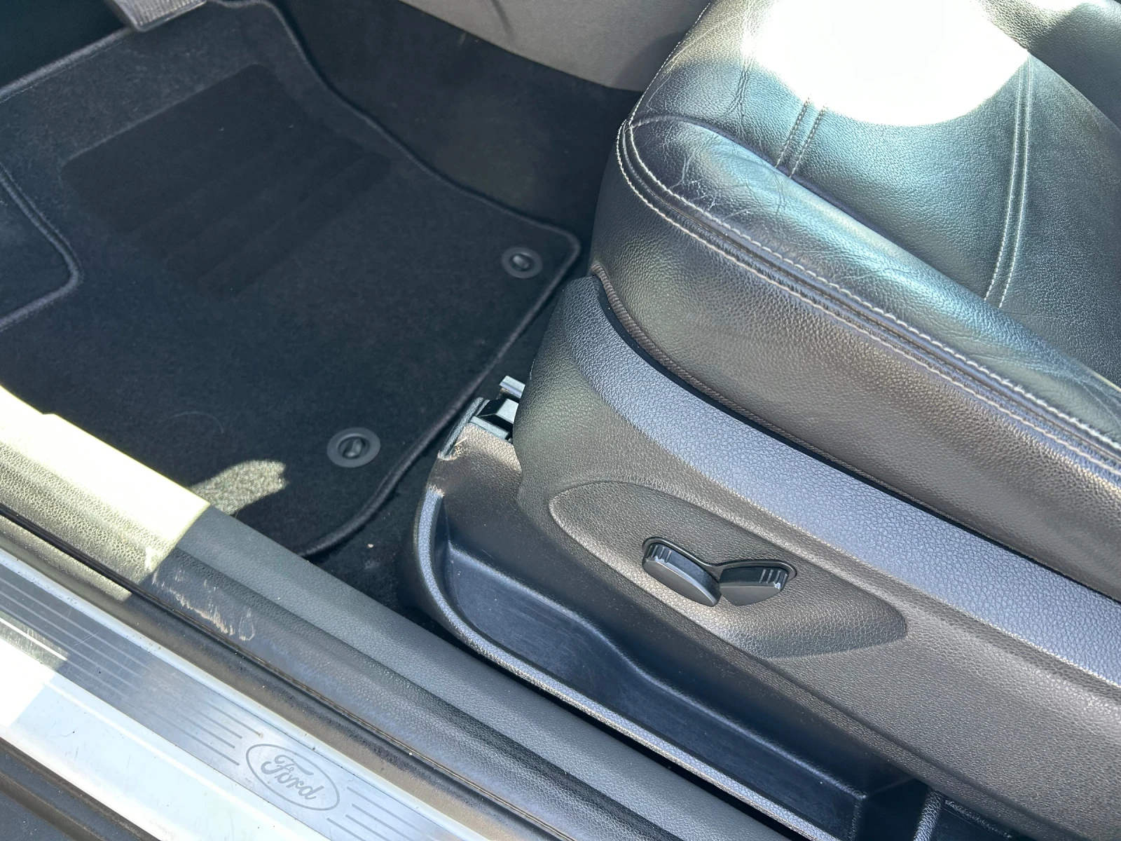 Ford Kuga 2, 5, снимка 10 - Автомобили и джипове - 53708784