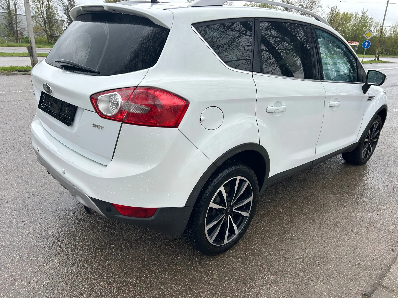 Ford Kuga 2, 5, снимка 7 - Автомобили и джипове - 53708784