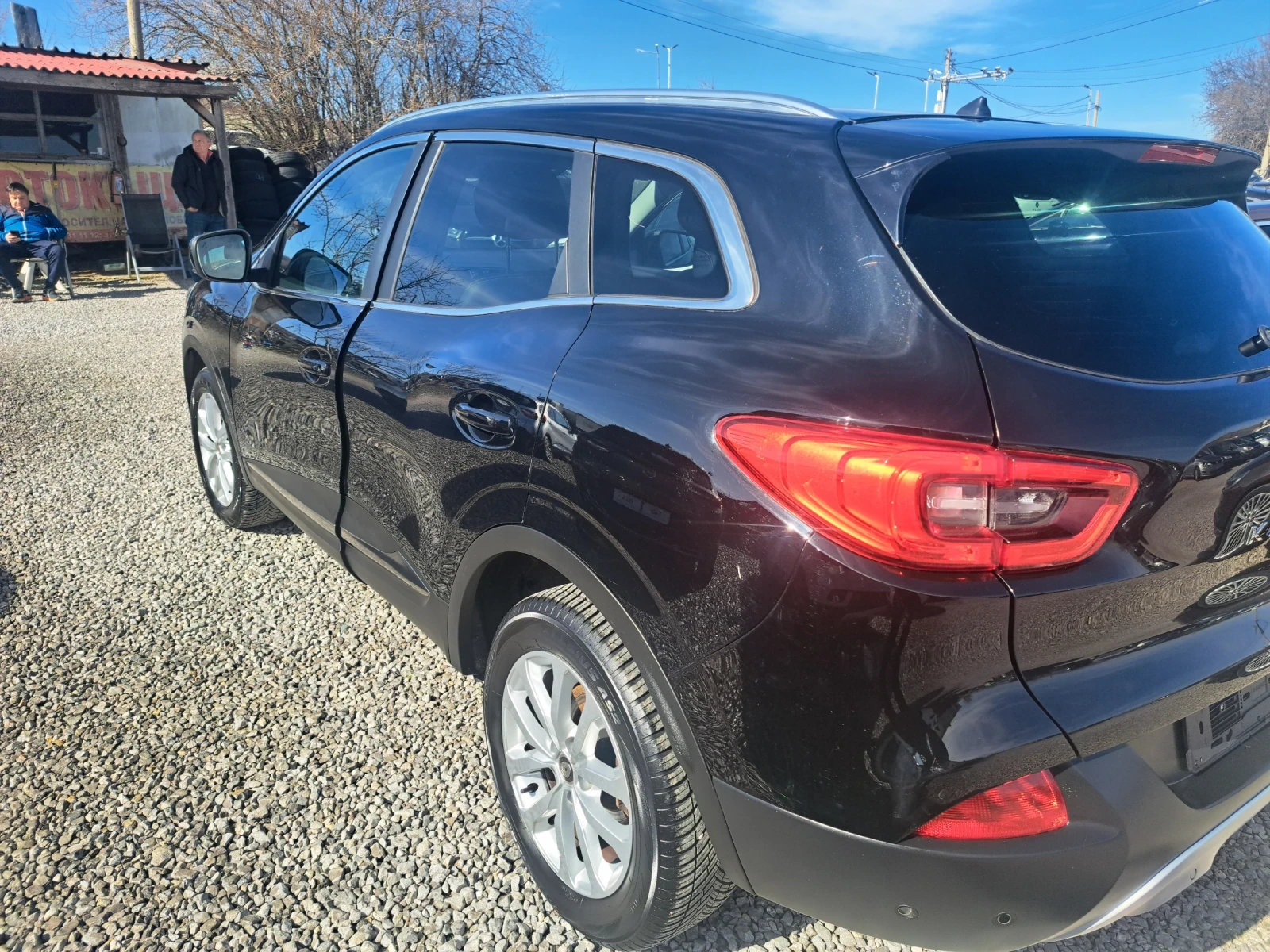 Renault Kadjar 1.2TCE FULL, снимка 3 - Автомобили и джипове - 53779230