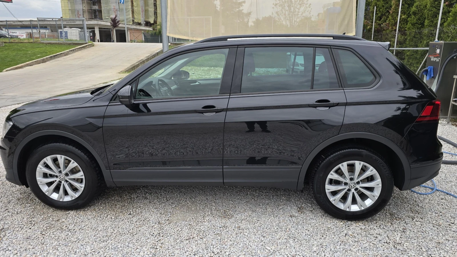 VW Tiguan 2.0 TDI 160 к.с.65000 км. Лизинг!, снимка 10 - Автомобили и джипове - 54380580