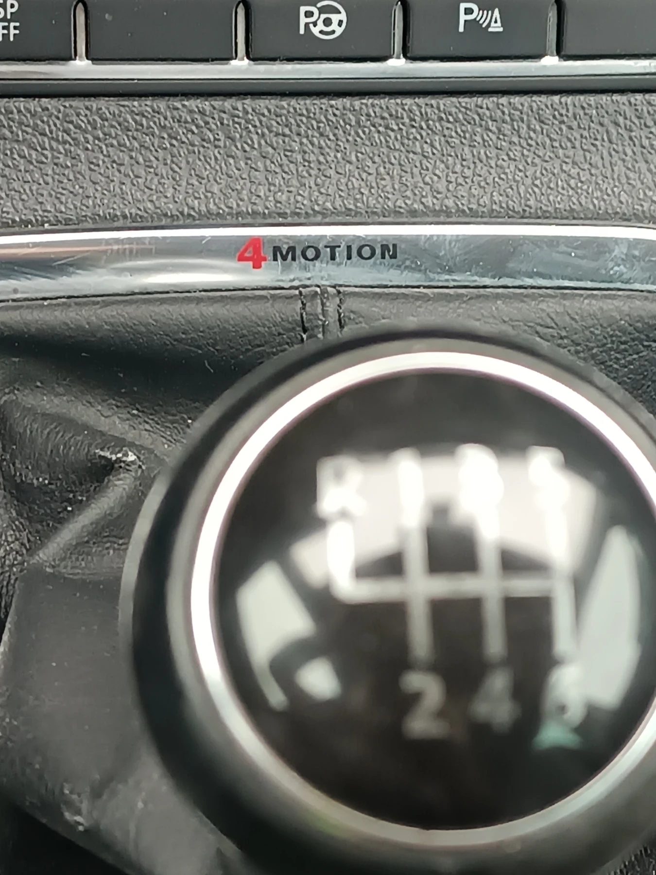 VW Tiguan 1, 4 бензин, 4 MOTION, ПЕРФЕКТЕН, ЛИЗИНГ , снимка 11 - Автомобили и джипове - 54479477