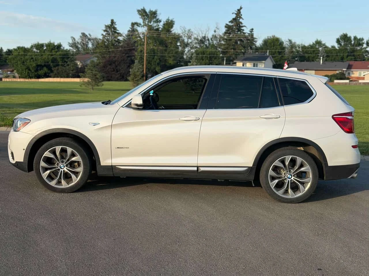 BMW X3 * xDrive28i * АВТОКРЕДИТ БЕЗ ПЪРВОНАЧАЛНА ВНОСКА* , снимка 2 - Автомобили и джипове - 55428110