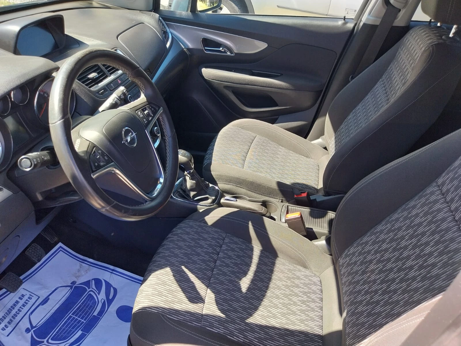 Opel Mokka 1.6, снимка 5 - Автомобили и джипове - 55727747