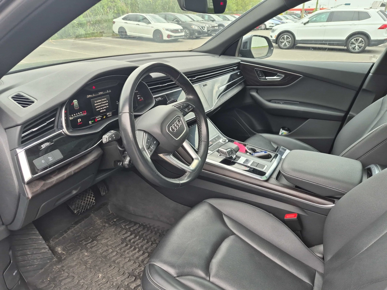 Audi Q8 Progressiv | CARFAX НАЛИЧЕН | 2022 | 74 756 км, снимка 5 - Автомобили и джипове - 56182247