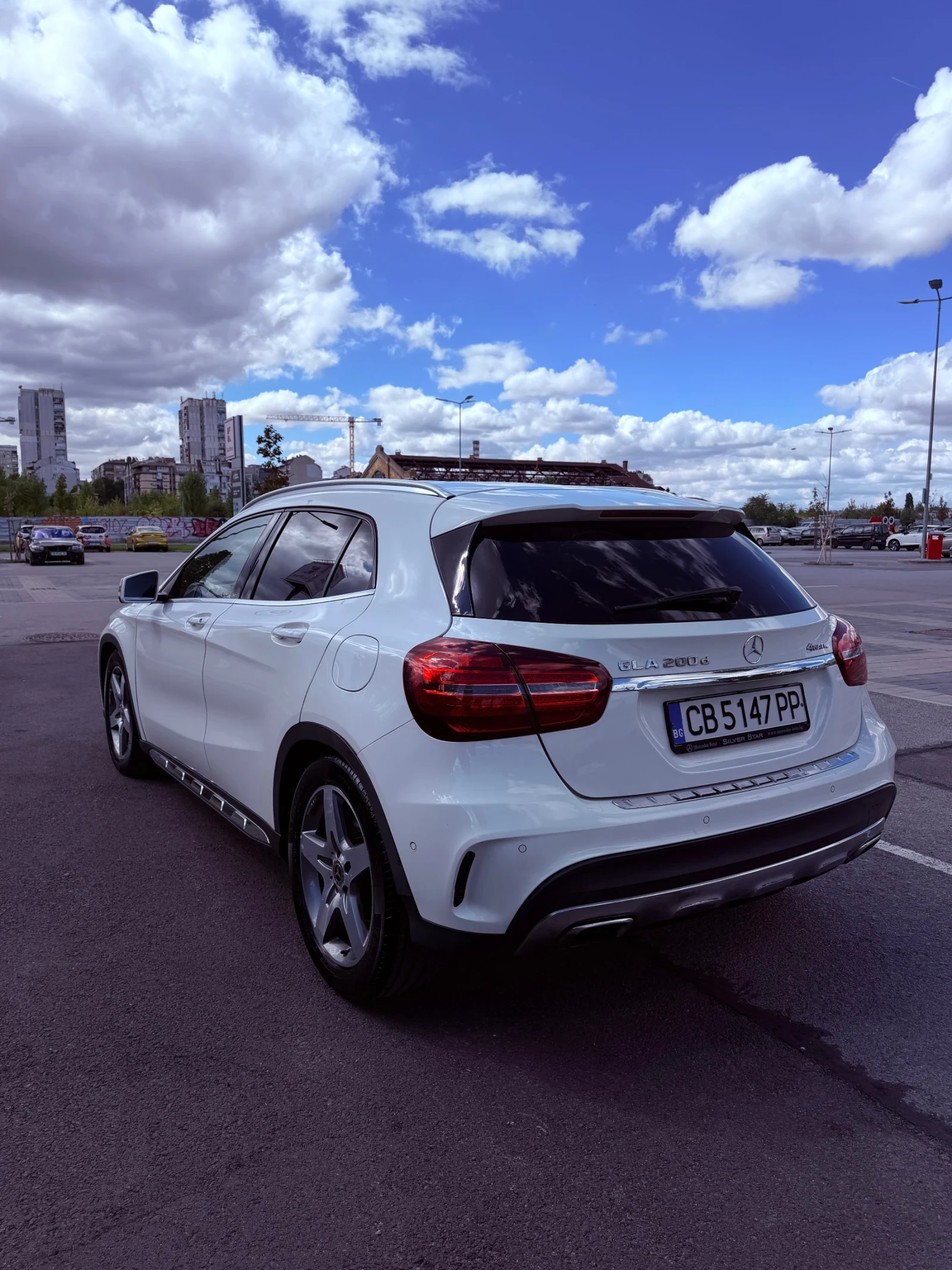 Mercedes-Benz GLA 200, снимка 8 - Автомобили и джипове - 56245295