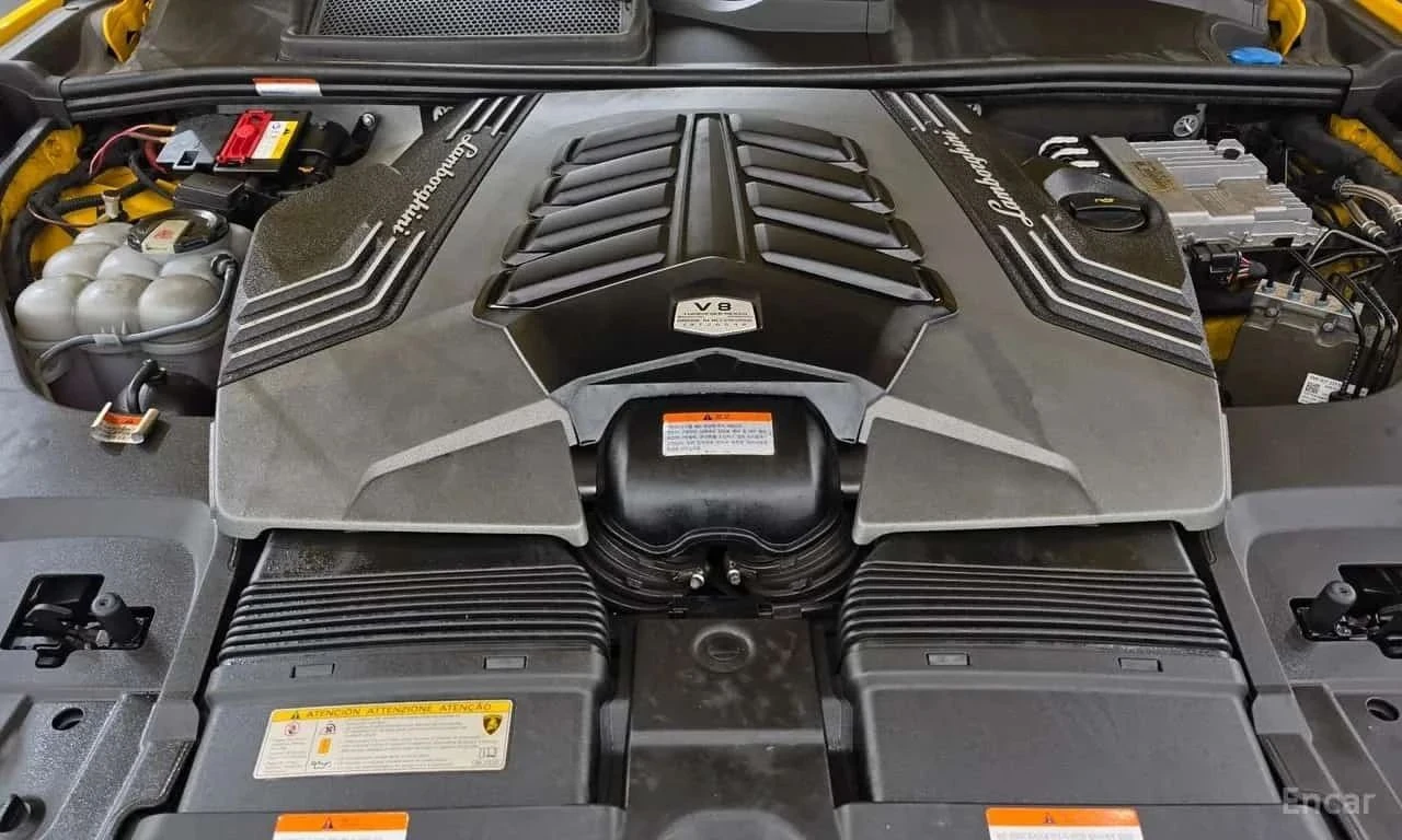 Lamborghini Urus, снимка 6 - Автомобили и джипове - 56726545