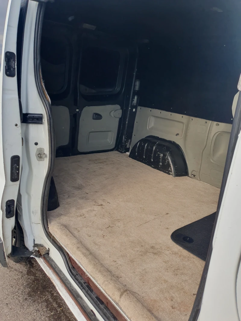 Renault Trafic 2.5 DCI, снимка 7 - Бусове и автобуси - 48162019