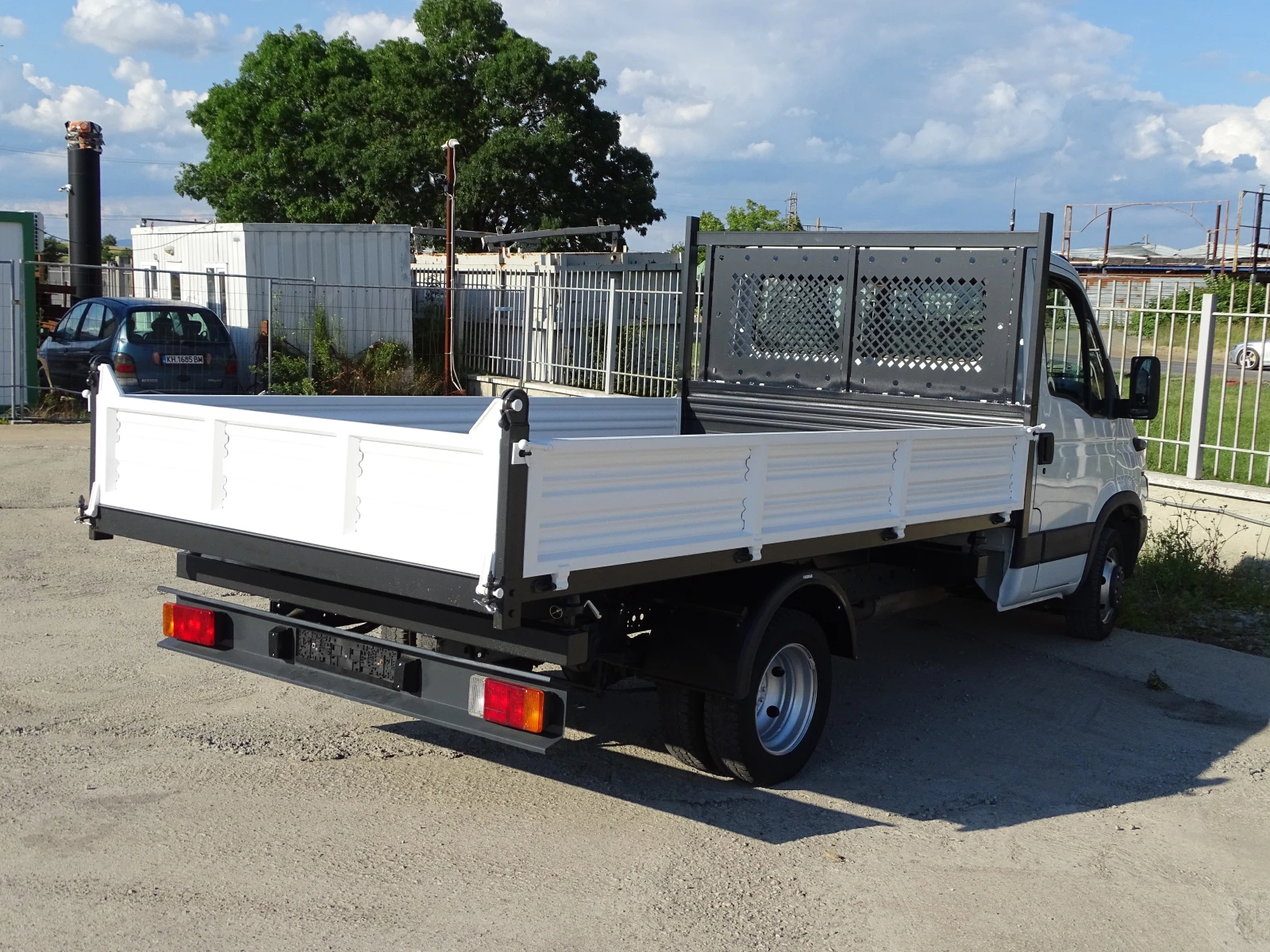 Iveco 35c17 3.0HPI  ТОВАРЕН ОТСЕК  Д- 3.75  Ш-2.01 В 0.40, снимка 7 - Бусове и автобуси - 55688832