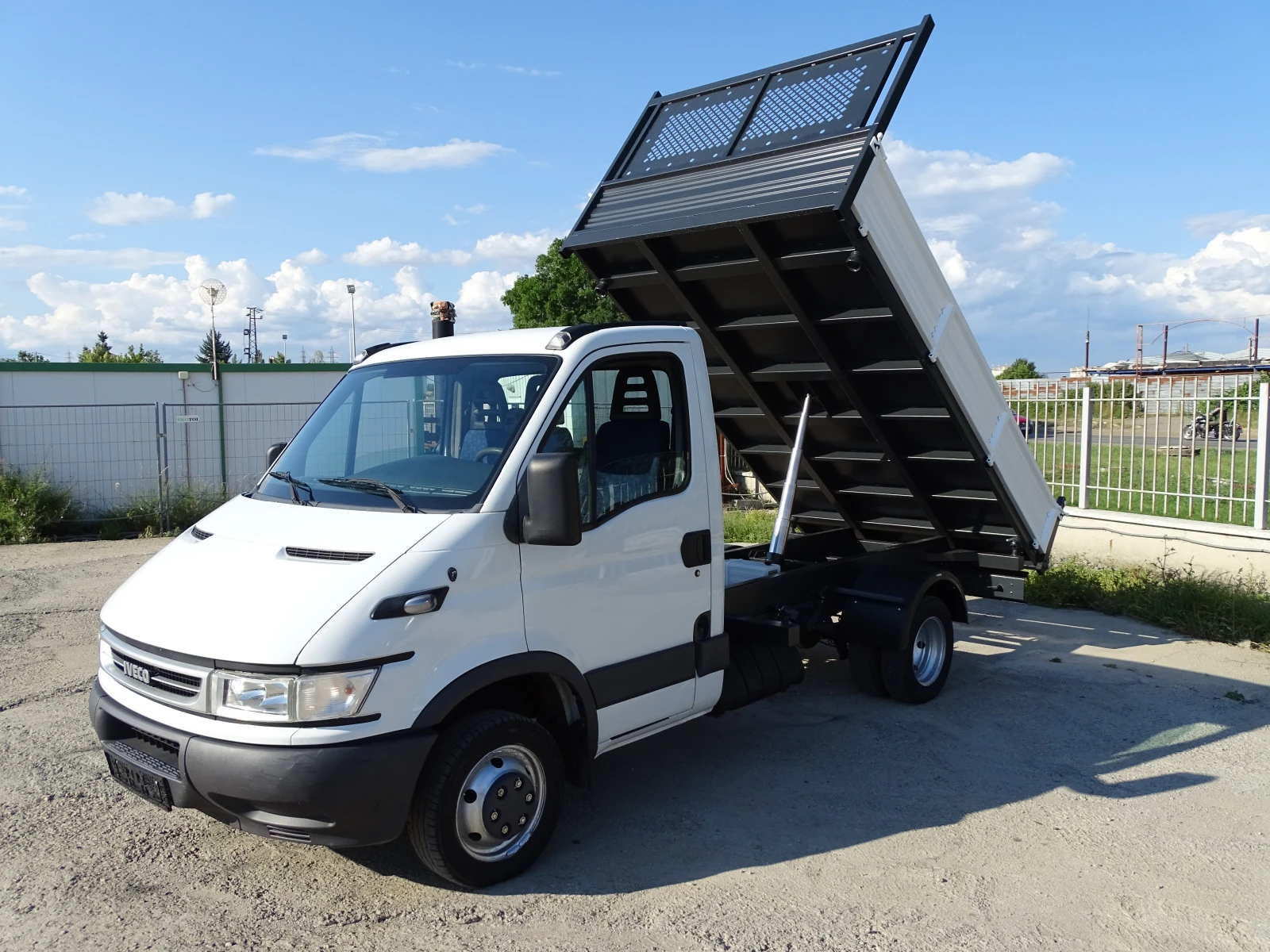 Iveco 35c17 3.0HPI  ТОВАРЕН ОТСЕК  Д- 3.75  Ш-2.01 В 0.40