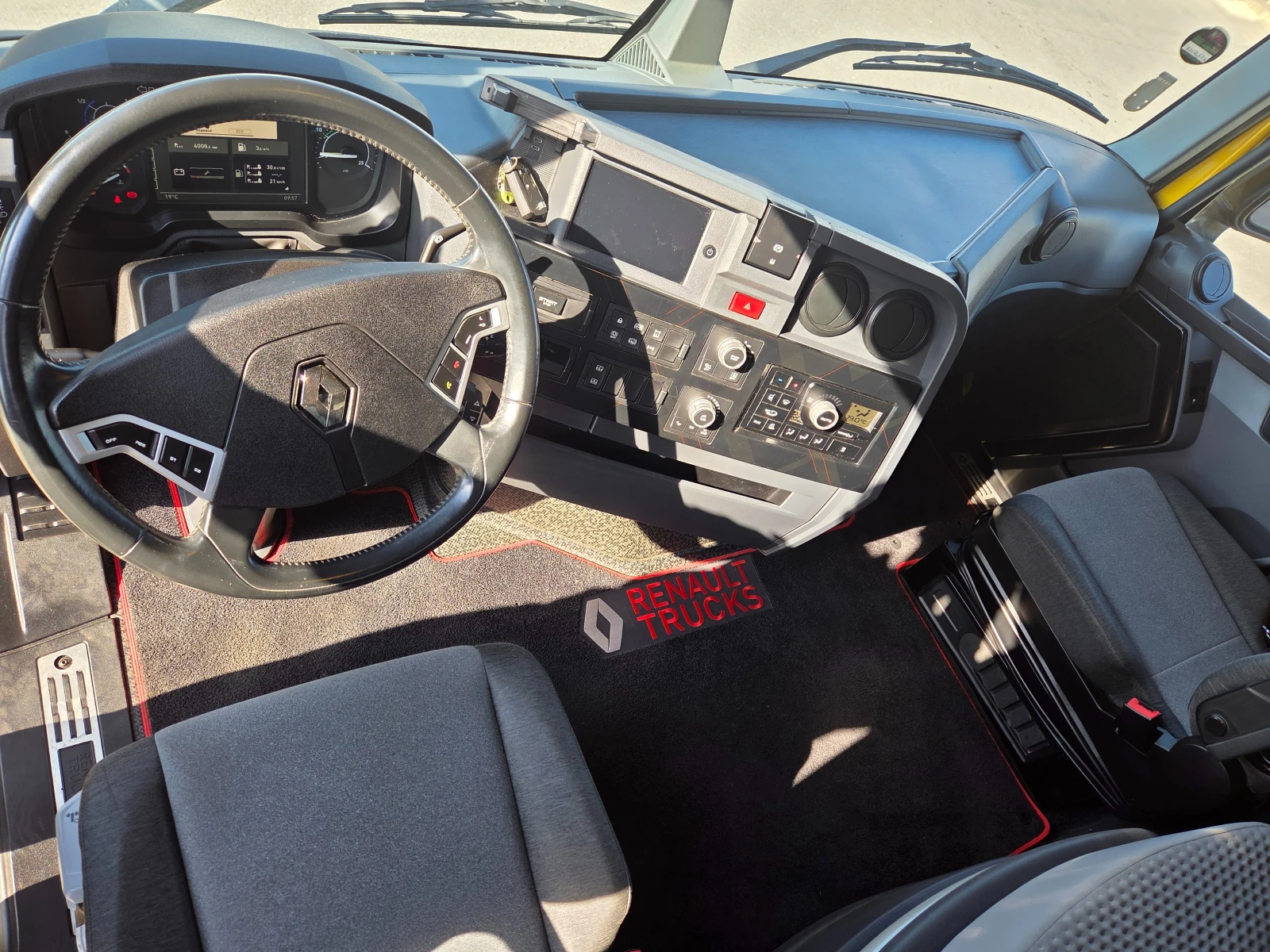 Renault T РЕТАРДЕР - изображение 6