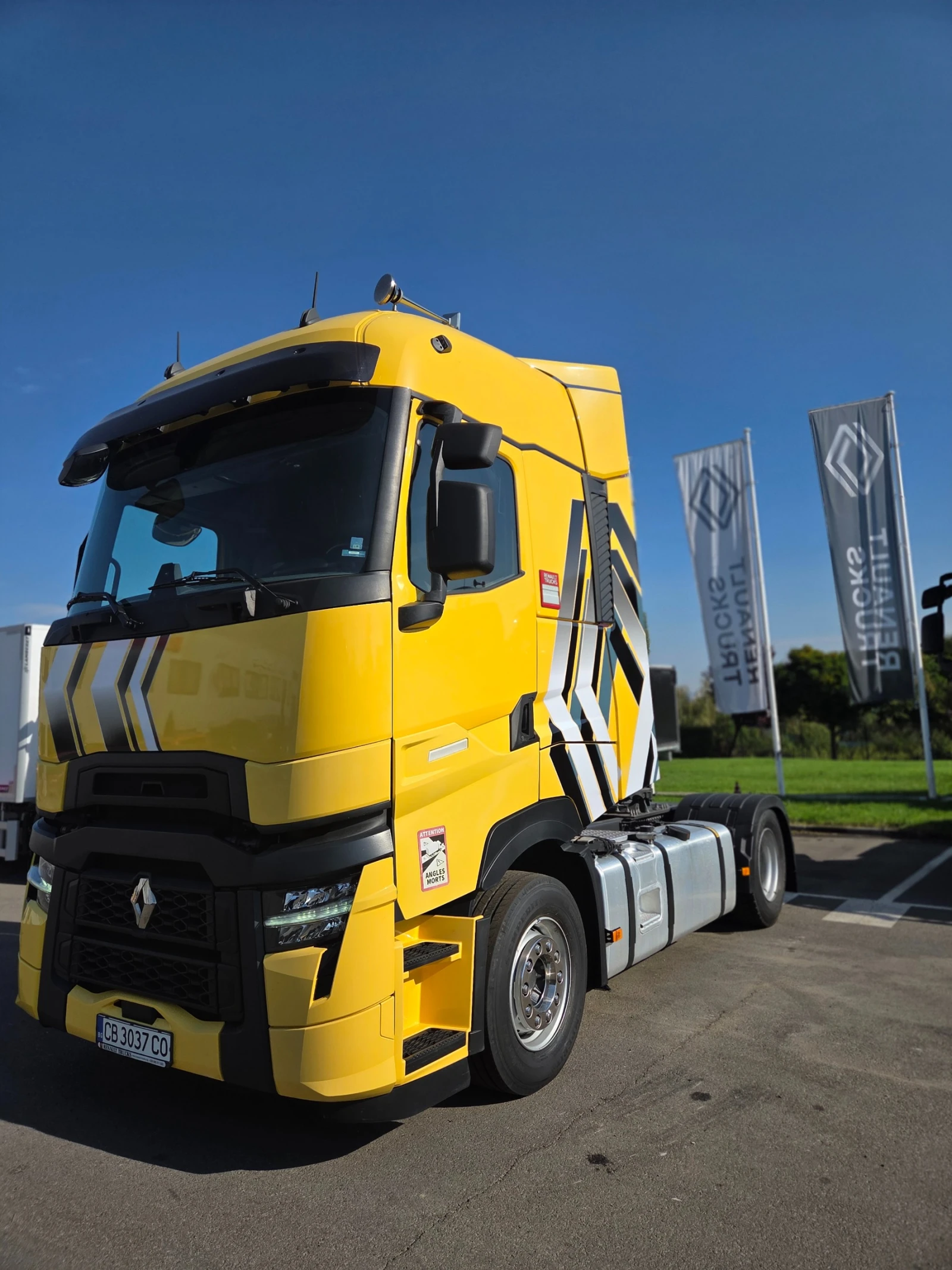 Renault T  | Mobile.bg   1