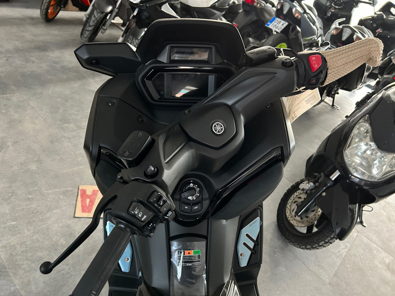 Yamaha X-max 300 нов -Лизинг, снимка 7 - Мотоциклети и мототехника - 44717463