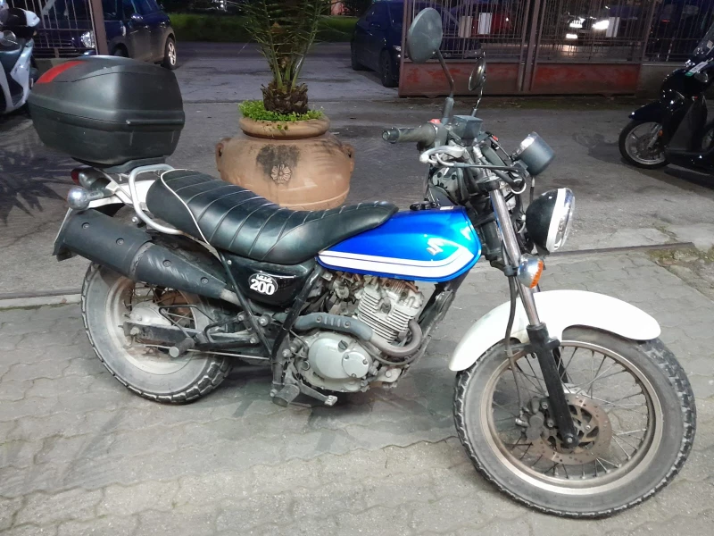 Suzuki Van Van 200i 21699км. 2017г., снимка 16 - Мотоциклети и мототехника - 49919588