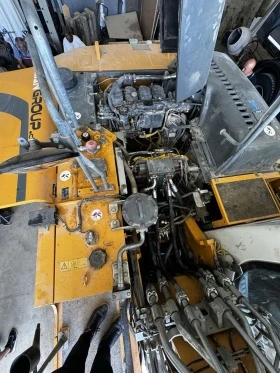 Багер Liebherr R926LC, снимка 15