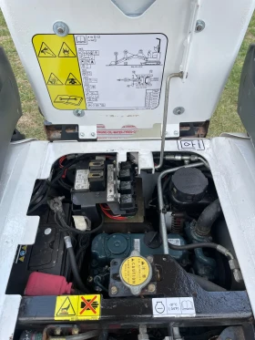 Багер Bobcat E10, снимка 10