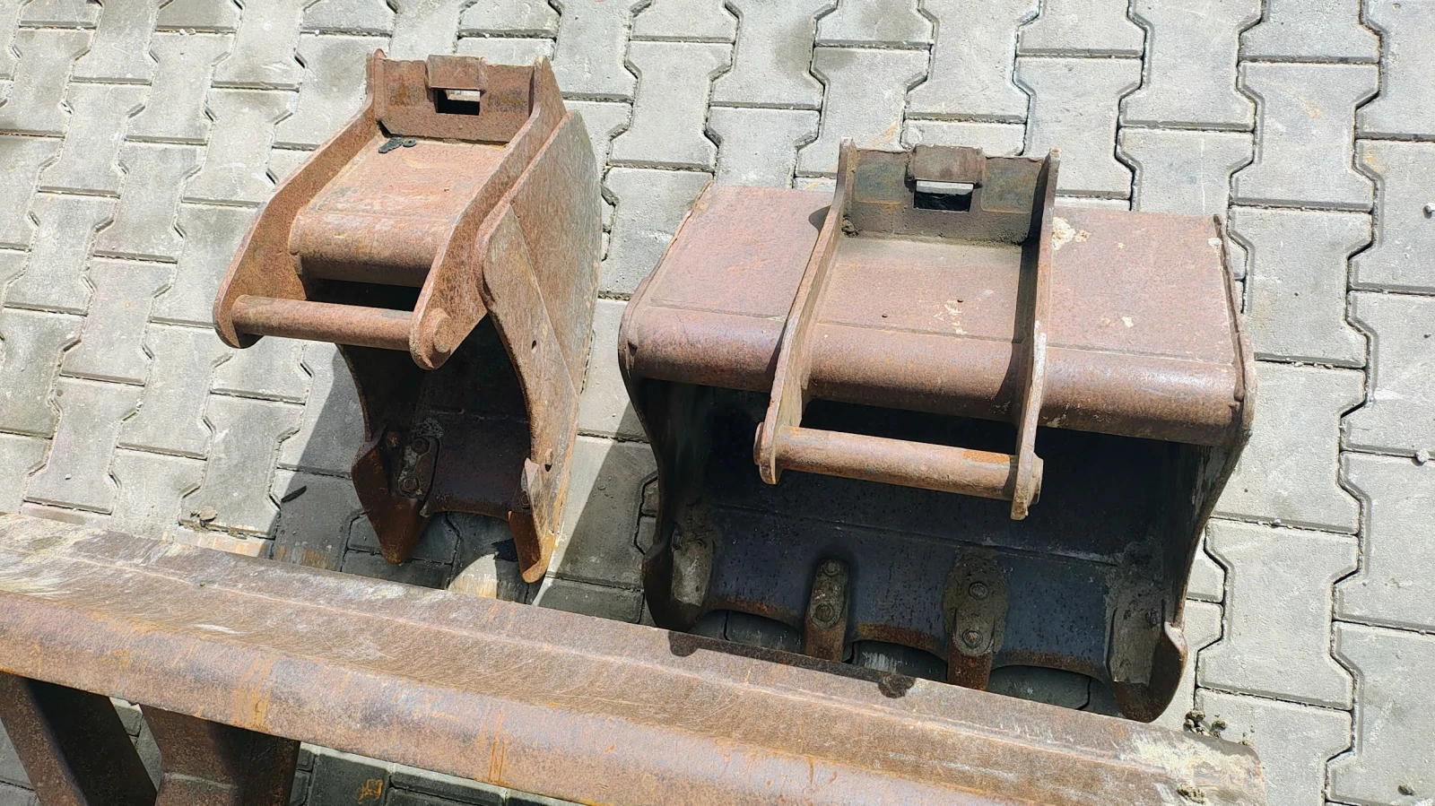  Volvo ECR28 | Mobile.bg   14