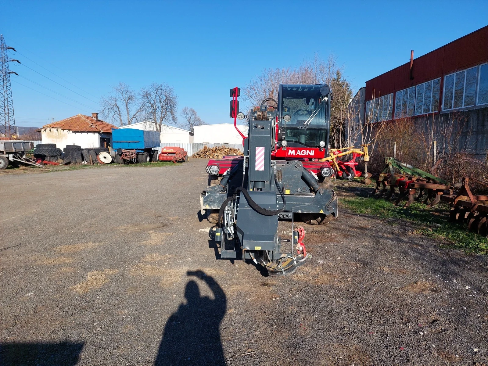 Телескопични товарачи Manitou MAGNI RTH 6.25  - изображение 5