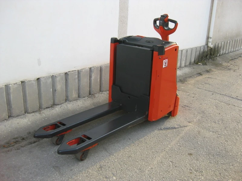 Електрокар Linde T16L /1152/, снимка 13 - Индустриална техника - 43593817