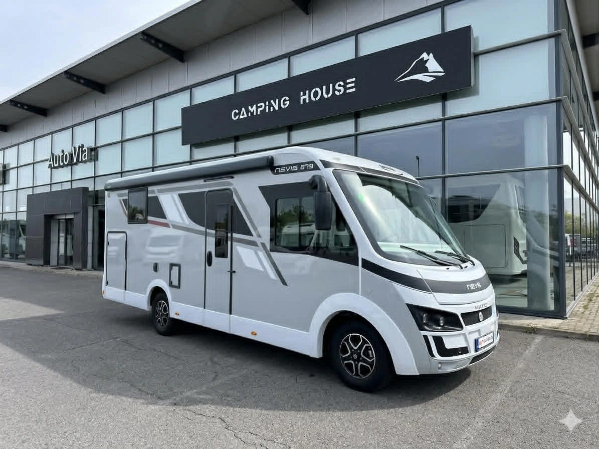 Кемпер McLouis NEVIS 870 AT8 2026