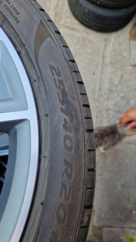 Гуми с джанти Pirelli 255/40R20, снимка 8 - Гуми и джанти - 46758030