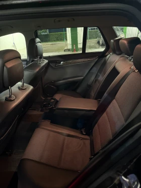 Mercedes-Benz C 220, снимка 11