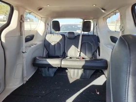 Chrysler Pacifica TOURING L, снимка 11