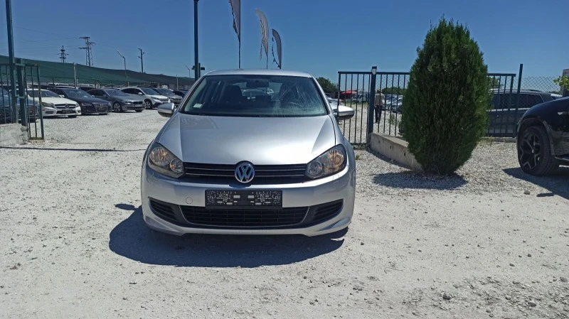 VW Golf 1, 6  TDI ПЕРФЕКТЕН, снимка 1 - Автомобили и джипове - 46561578